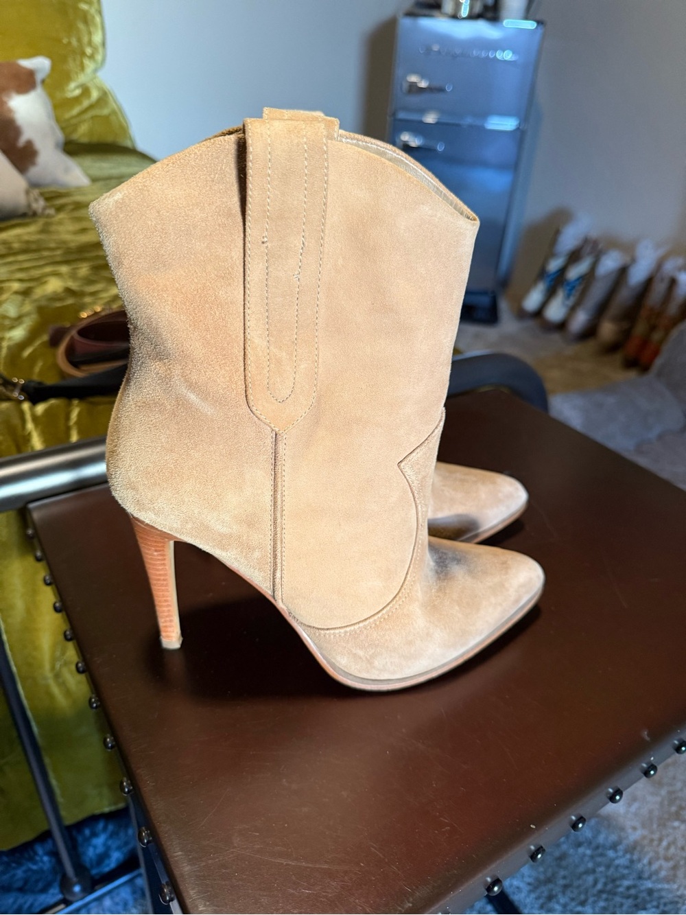 Steve Madden Suede Western Booties 9